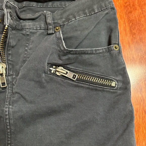 Denim mini skirt distressed XS - Picture 4 of 8